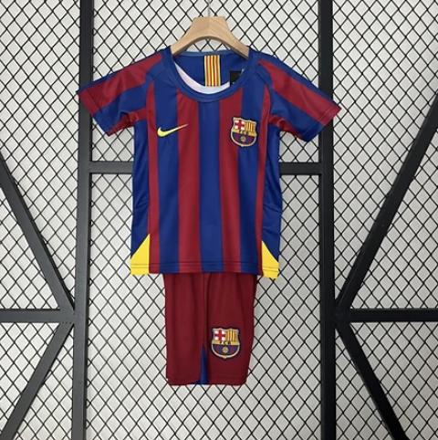 Barcelona 2005-06 Kids Home Kit Customizable Jersey Shorts Perfe