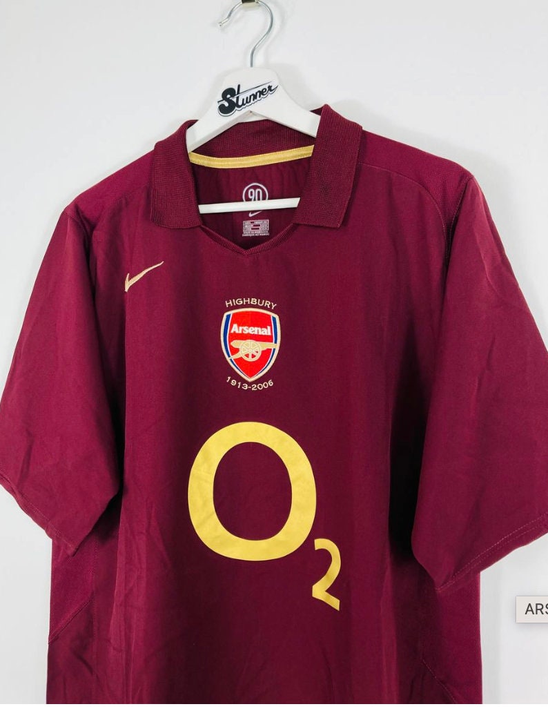 Ultra rare Arsenal 05-06 highbury retro shirt Henry / Pires kit