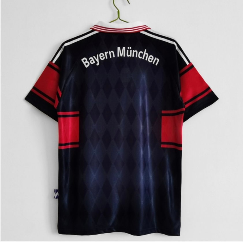 Retro Bayern Munich 1997 home jersey