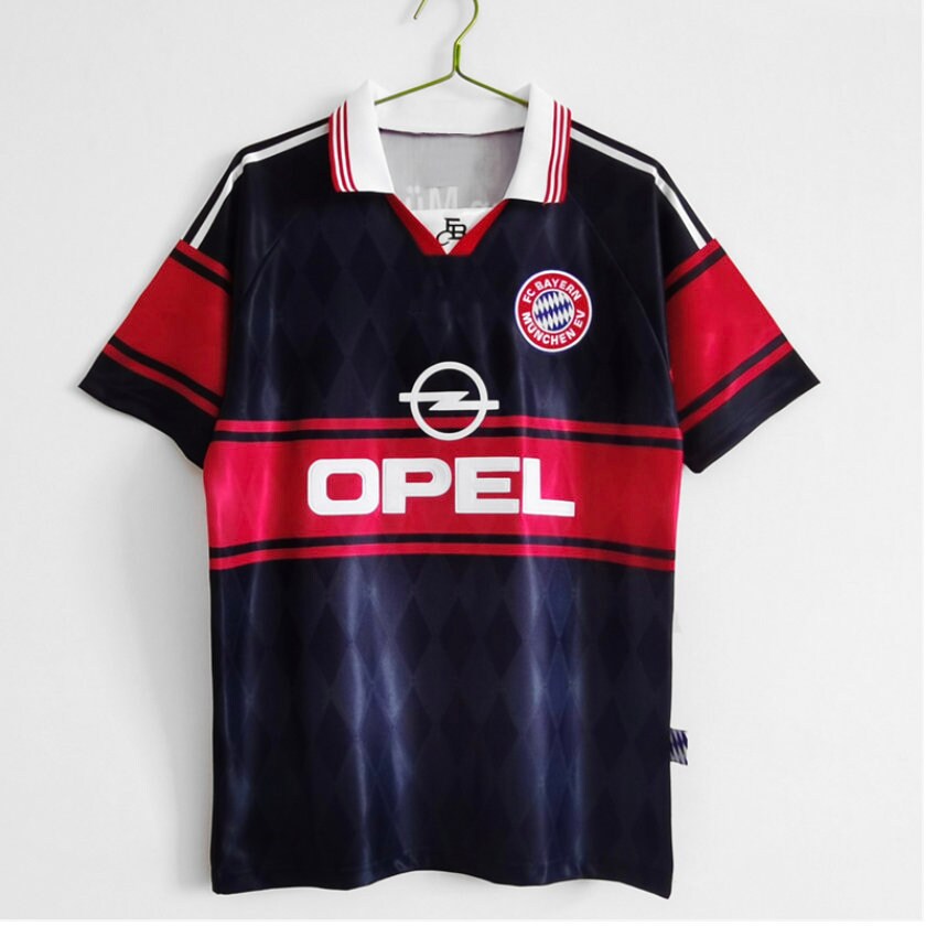 Retro Bayern Munich 1997 home jersey