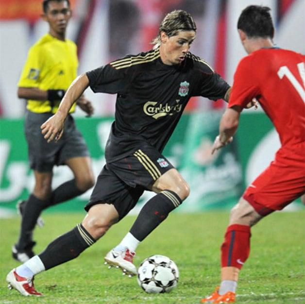 Old School Liverpool 09-10 Gerrard jersey