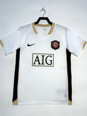 Manchester United 2006-07 Away Shirt – White & Gold Retro Football Jersey | United Fan Gift