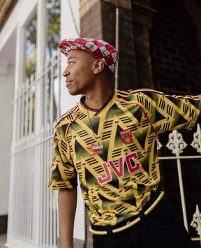 Arsenal  Iconic "Bruised Banana"  1991 away football jersey