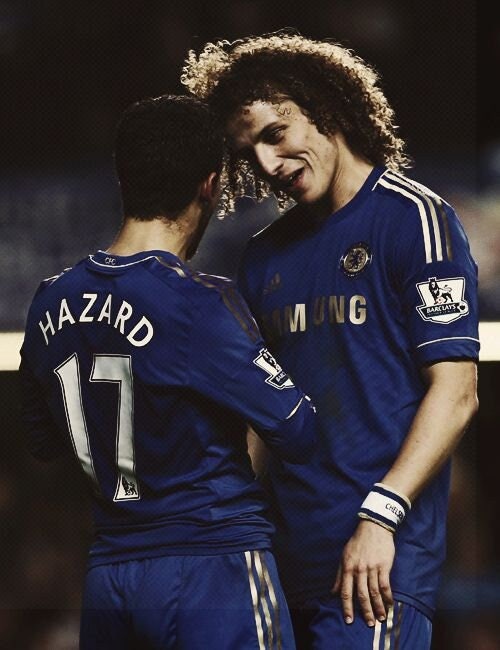 Chelsea 2012 13 blue and gold retro football shirt detail